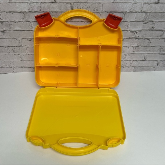 LEGO Storage Case Yellow Hard Plastic Latching Empty Storage Box Divider - Picture 13 of 16